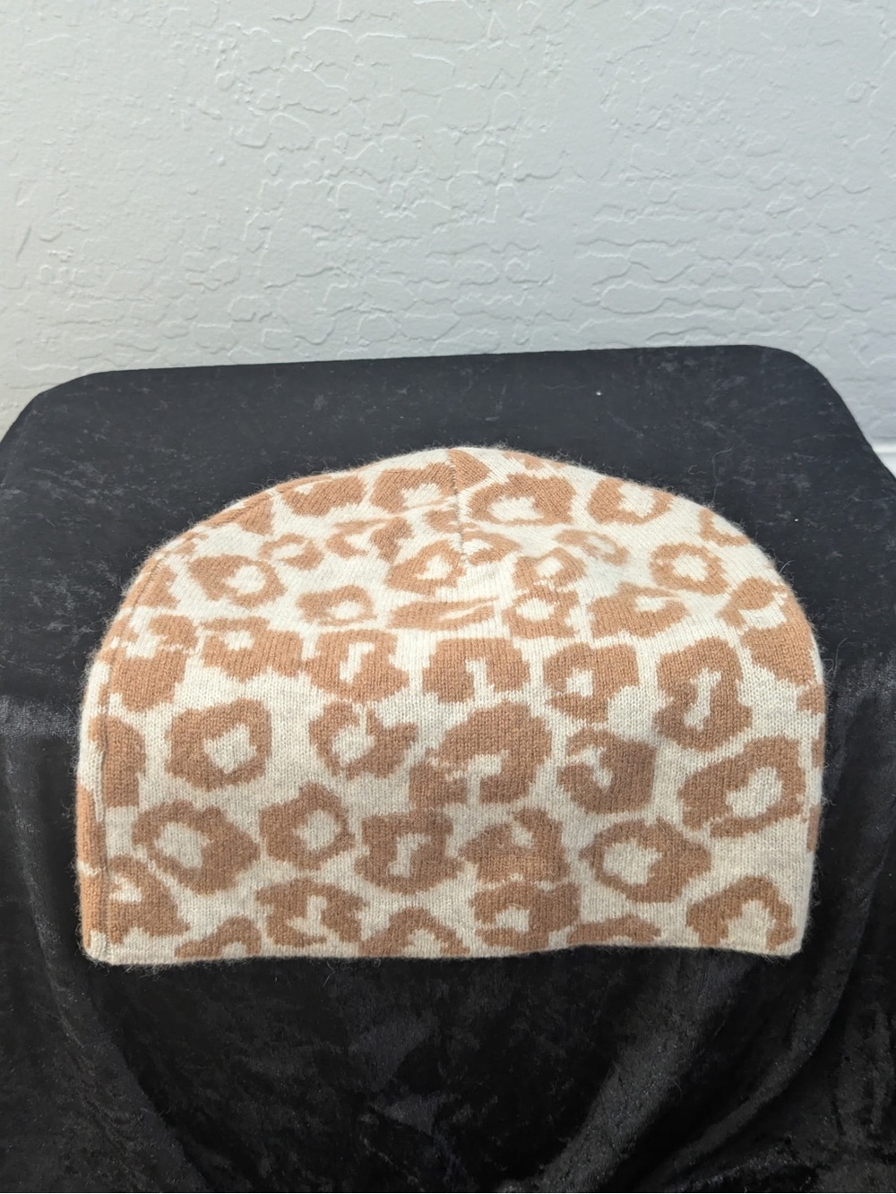 Halogen Leopard Print Wool & Cashmere Beanie - One Size
